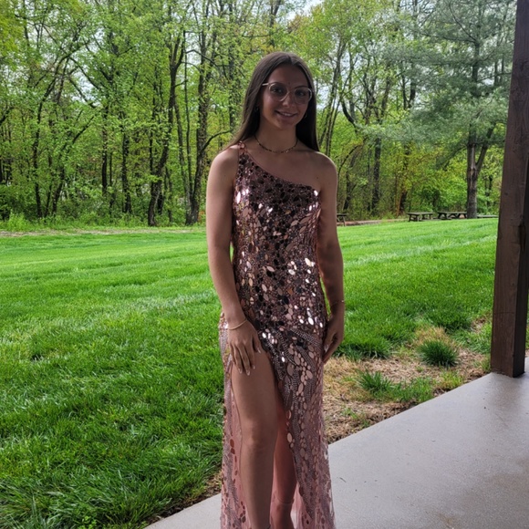 Prom Dress - Picture 3 of 3